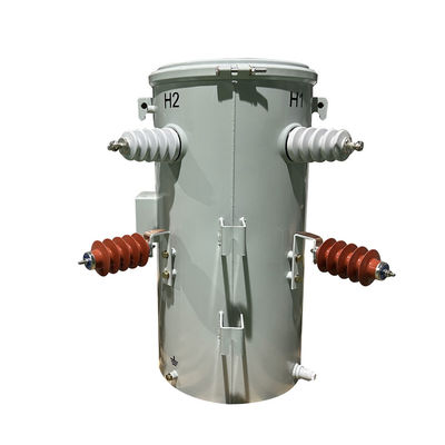 النوع CSP واحد المرحلة القطب المثبت محول زيت غمر 4160V إلى 120V ANSI معيار IEEE
